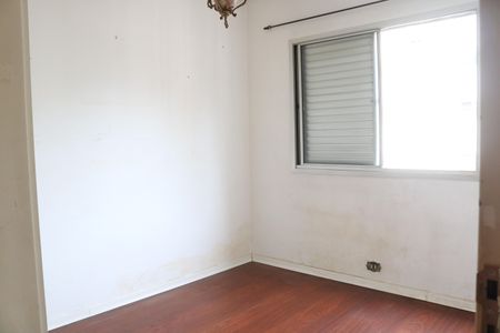 Apartamento à venda com 131m², 4 quartos e 3 vagasQuarto 02