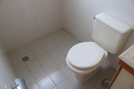 Apartamento à venda com 131m², 4 quartos e 3 vagasBanheiro 1