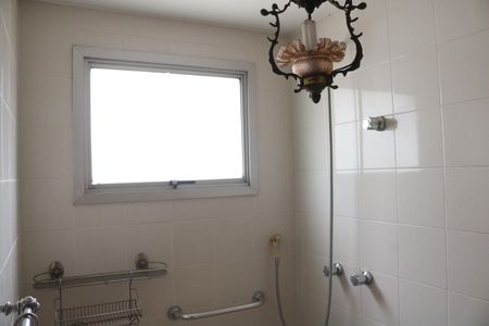 Apartamento à venda com 131m², 4 quartos e 3 vagasBanheiro 1