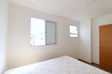 Quarto  de apartamento para alugar com 1 quarto, 47m² em Costa E Silva, Porto Alegre