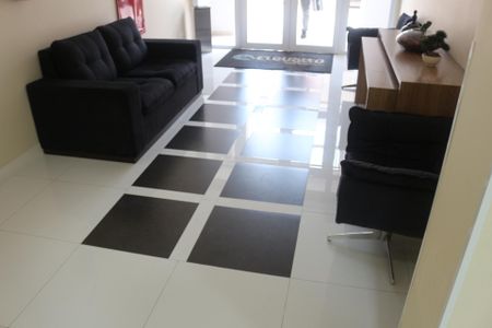 Apartamento para alugar com 66m², 2 quartos e 1 vagaHall social