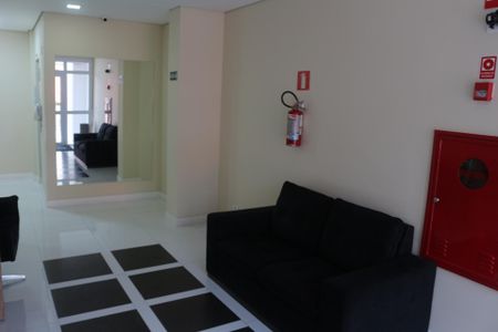 Apartamento para alugar com 66m², 2 quartos e 1 vagaHall social