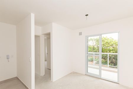 Sala/Cozinha de apartamento para alugar com 2 quartos, 41m² em Vila Mazzei, São Paulo