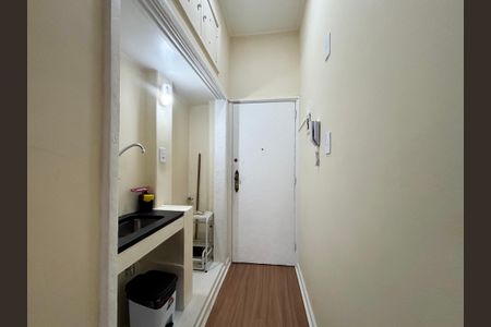 Apartamento para alugar com 45m², 1 quarto e sem vagaCozinha - hall de entrada