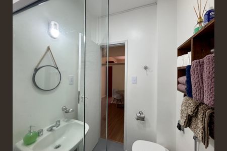 Apartamento para alugar com 45m², 1 quarto e sem vagaBanheiro social