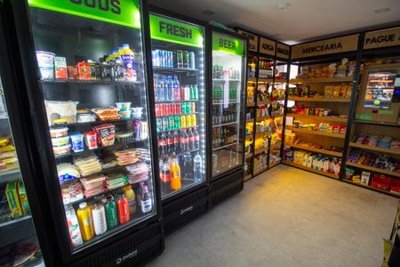 Apartamento à venda com 45m², 1 quarto e 1 vaga Apartamento à venda com 45m², 1 quarto e 1 vagaMercado