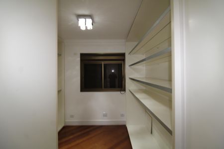 Apartamento para alugar com 206m², 4 quartos e 4 vagasQuarto 2