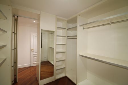 Apartamento para alugar com 206m², 4 quartos e 4 vagasQuarto 2