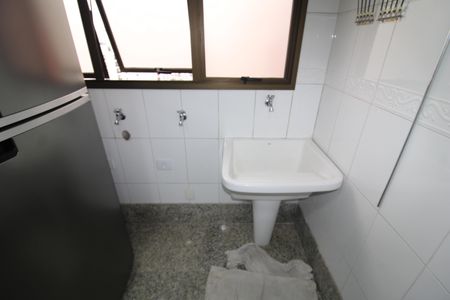 Apartamento para alugar com 206m², 4 quartos e 4 vagasÁrea de Serviço