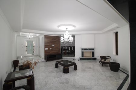 Apartamento para alugar com 206m², 4 quartos e 4 vagasSala