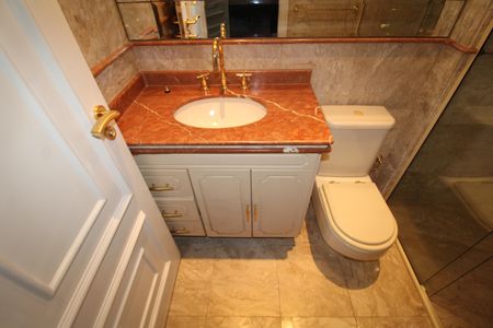 Apartamento para alugar com 206m², 4 quartos e 4 vagasQuarto 3 - Banheiro