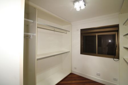 Apartamento para alugar com 206m², 4 quartos e 4 vagasQuarto 2