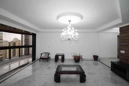 Apartamento para alugar com 206m², 4 quartos e 4 vagasSala