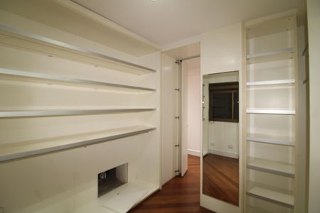 Apartamento para alugar com 206m², 4 quartos e 4 vagasQuarto 2