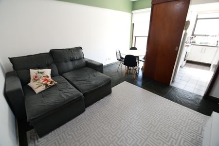 Sala de apartamento à venda com 1 quarto, 50m² em Cambuí, Campinas