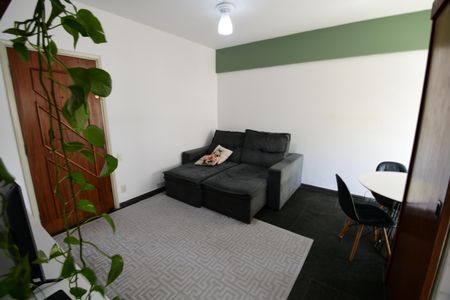 Sala de apartamento à venda com 1 quarto, 50m² em Cambuí, Campinas