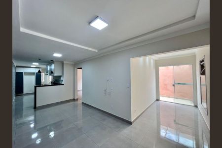 Sala de casa para alugar com 2 quartos, 100m² em Vila Dutra, Campinas