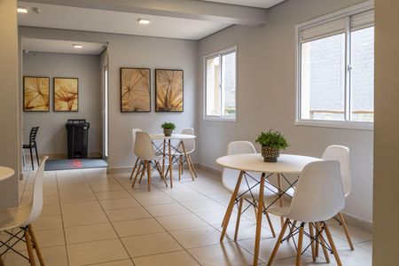 Apartamento para alugar com 33m², 2 quartos e sem vagaÁrea comum - Salão de festas