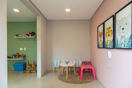 Apartamento para alugar com 33m², 2 quartos e sem vagaÁrea comum - Brinquedoteca