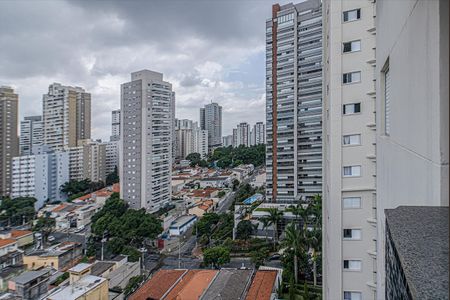 Apartamento para alugar com 65m², 2 quartos e 2 vagassacada_3