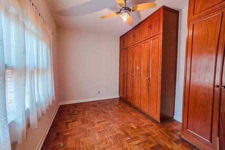 Casa à venda com 152m², 2 quartos e 3 vagas