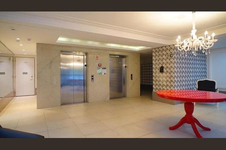 Apartamento à venda com 66m², 2 quartos e 1 vagaÁrea externa