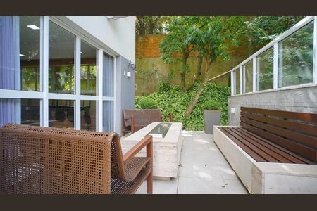 Apartamento à venda com 66m², 2 quartos e 1 vagaÁrea externa