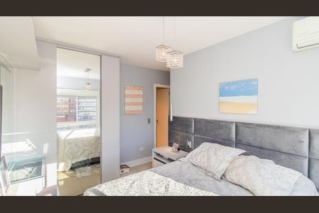 Quarto de apartamento à venda com 2 quartos, 66m² em Petrópolis, Porto Alegre