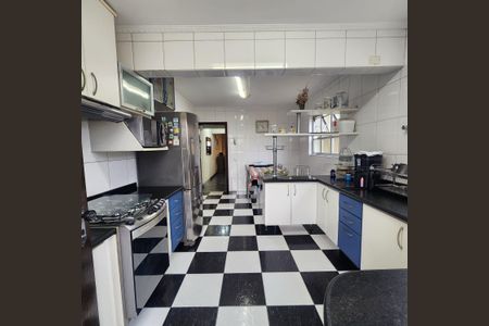 Casa à venda com 220m², 4 quartos e 3 vagasCozinha