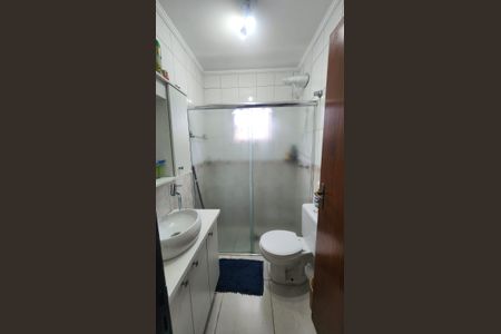 Casa à venda com 220m², 4 quartos e 3 vagasBanheiro