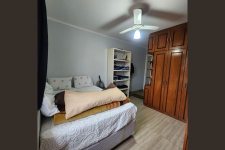 Casa à venda com 220m², 4 quartos e 3 vagasQuarto