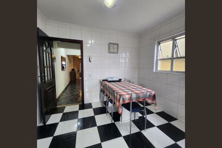 Casa à venda com 220m², 4 quartos e 3 vagasCozinha