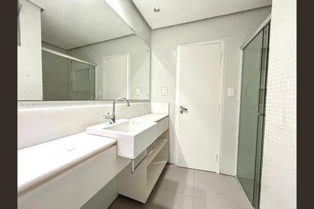 Apartamento para alugar com 100m², 3 quartos e 1 vagaBanheiro 