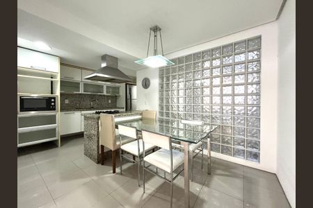 Apartamento para alugar com 100m², 3 quartos e 1 vagaCozinha 