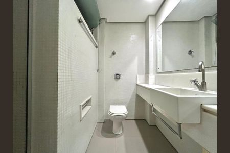 Apartamento para alugar com 100m², 3 quartos e 1 vagaBanheiro 