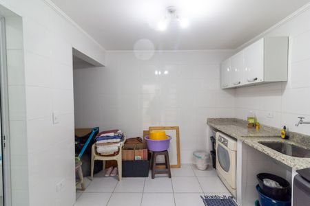 Casa à venda com 214m², 3 quartos e 2 vagas Casa à venda com 214m², 3 quartos e 2 vagasÁrea de Serviço 1