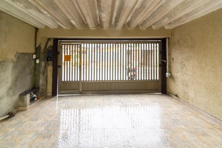 Casa à venda com 214m², 3 quartos e 2 vagas Casa à venda com 214m², 3 quartos e 2 vagasGaragem