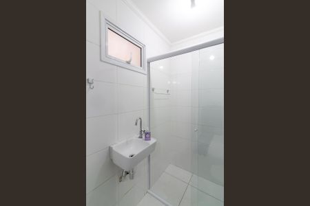 Casa à venda com 214m², 3 quartos e 2 vagas Casa à venda com 214m², 3 quartos e 2 vagasBanheiro de Serviço