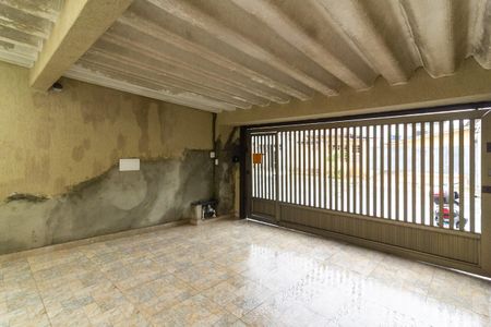 Casa à venda com 214m², 3 quartos e 2 vagas Casa à venda com 214m², 3 quartos e 2 vagasGaragem