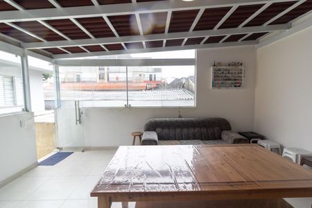 Casa à venda com 214m², 3 quartos e 2 vagas Casa à venda com 214m², 3 quartos e 2 vagasÁrea Gourmet