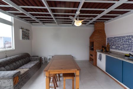 Casa à venda com 214m², 3 quartos e 2 vagas Casa à venda com 214m², 3 quartos e 2 vagasÁrea Gourmet