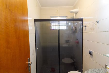 Casa à venda com 214m², 3 quartos e 2 vagas Casa à venda com 214m², 3 quartos e 2 vagasBanheiro Suíte