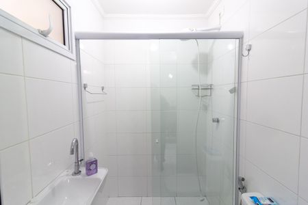 Casa à venda com 214m², 3 quartos e 2 vagas Casa à venda com 214m², 3 quartos e 2 vagasBanheiro de Serviço