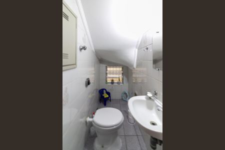 Casa à venda com 214m², 3 quartos e 2 vagas Casa à venda com 214m², 3 quartos e 2 vagasLavabo