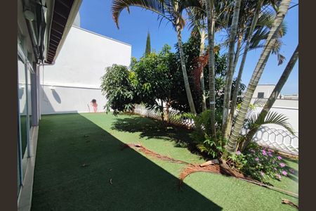 Casa de condomínio à venda com 217m², 4 quartos e 4 vagasFoto 46