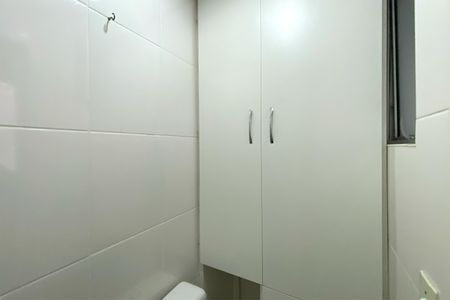 Apartamento para alugar com 120m², 4 quartos e 2 vagasBanheiro de serviço