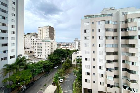 Vista de apartamento para alugar com 3 quartos, 120m² em Buritis, Belo Horizonte