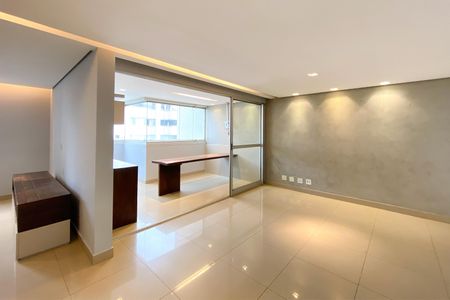 Apartamento para alugar com 120m², 4 quartos e 2 vagasSala