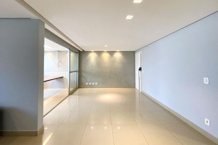 Apartamento para alugar com 120m², 4 quartos e 2 vagasSala