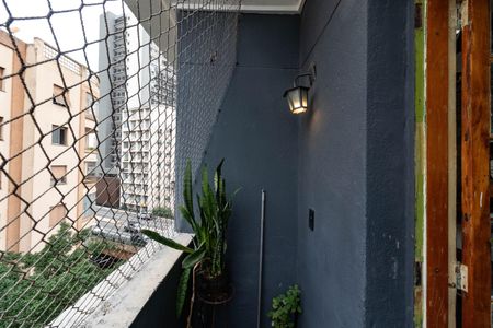 Apartamento à venda com 80m², 2 quartos e sem vagaVaranda